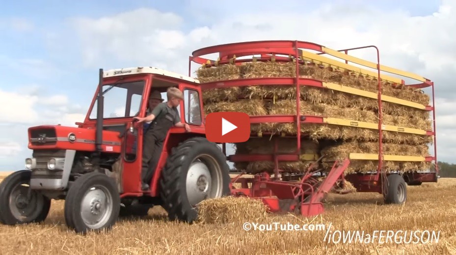 Massey Ferguson 135 Balen Laden Met Kemper Express BE125 Ballenautomat