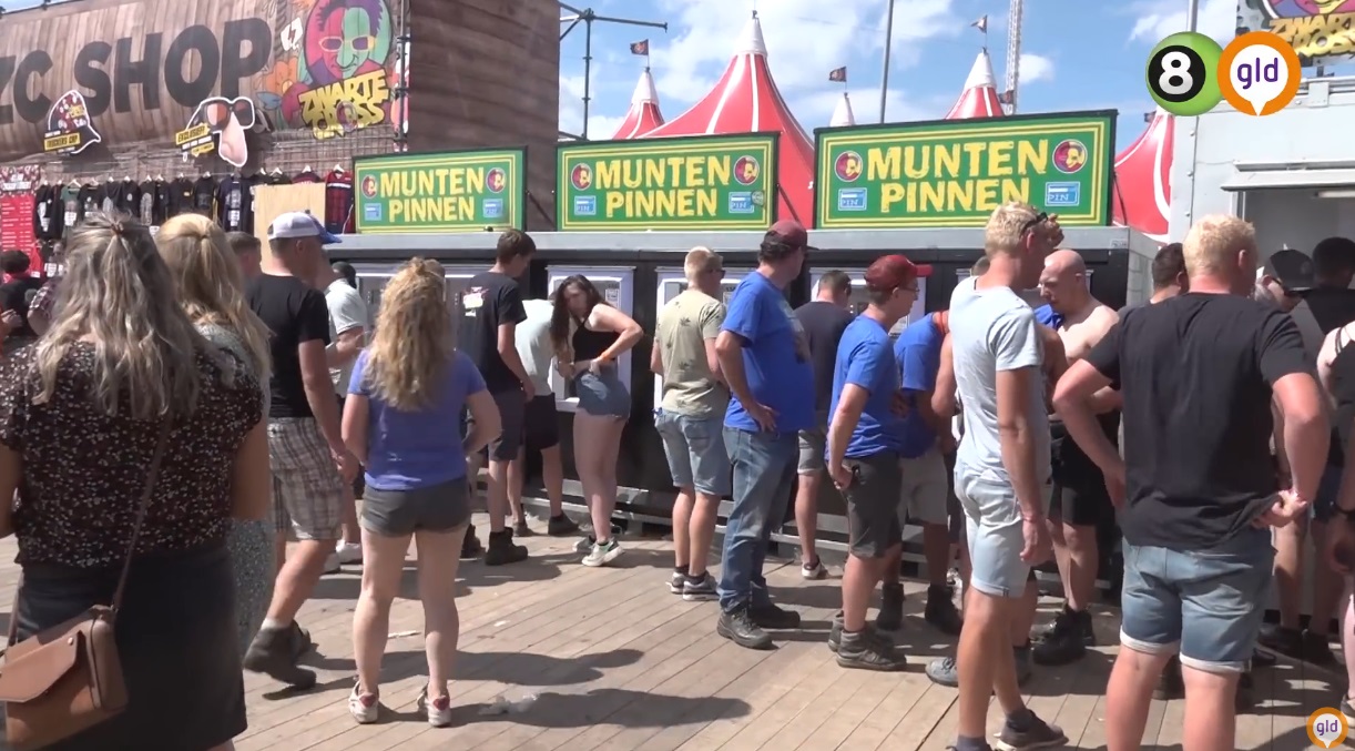 Effe munten halen op de Zwarte Cross Omroep Gelderland