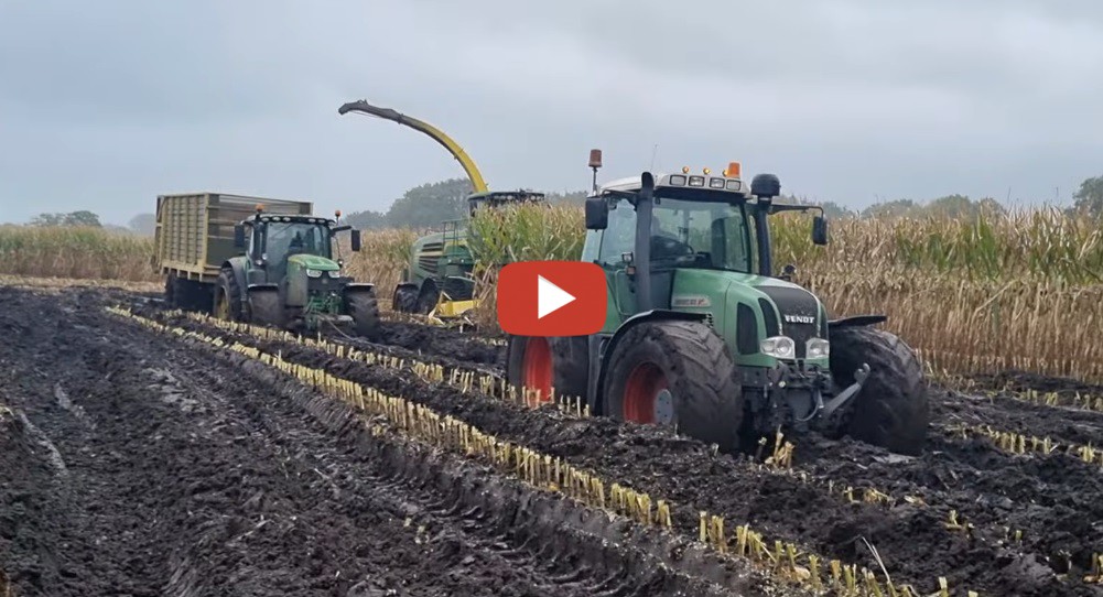 Modderen In De Mais Loonbedrijf Berkers Asten Met John Deere 7480i Op Rups John Deere Met